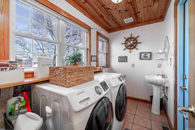 23 Fineza Way, Hot Springs Village, AR 71909