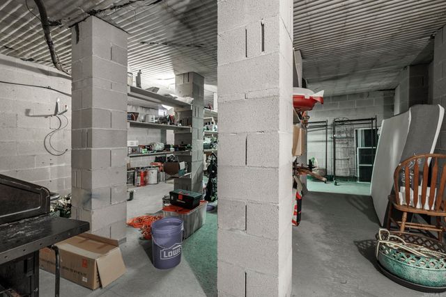 23 Fineza Way, Hot Springs Village, AR 71909