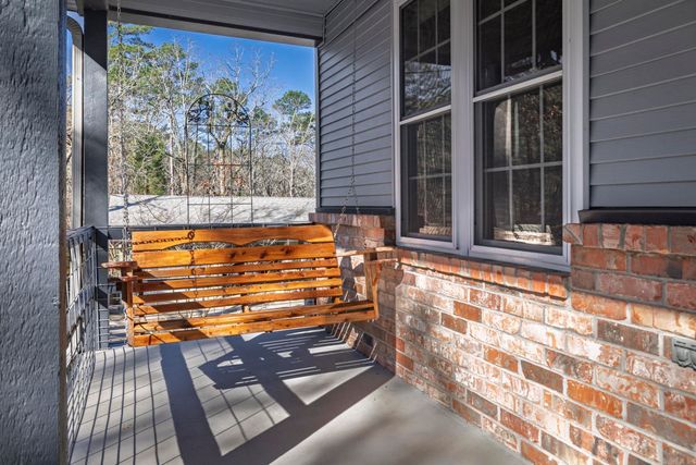 23 Fineza Way, Hot Springs Village, AR 71909