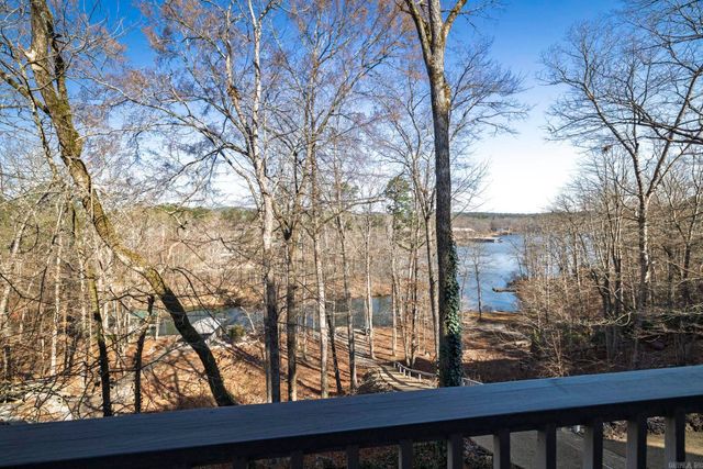 23 Fineza Way, Hot Springs Village, AR 71909