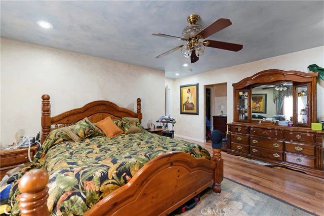 9716 S Van Ness, Los Angeles, CA 90047