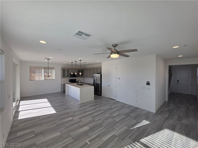 8922 Wallner Street, Las Vegas, NV 89166