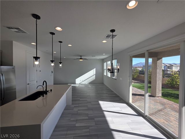8922 Wallner Street, Las Vegas, NV 89166