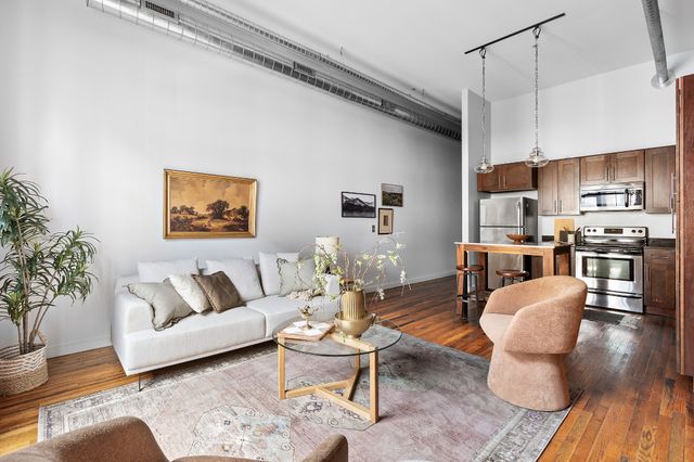 704 Taylor St Apt 301, Nashville, TN 37208