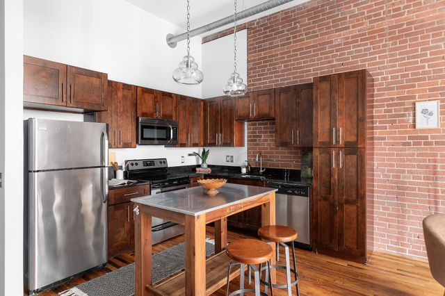 704 Taylor St Apt 301, Nashville, TN 37208