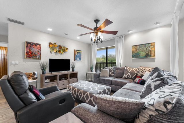 2684 N Carambola Circle 1768, Pompano Beach, FL 33066