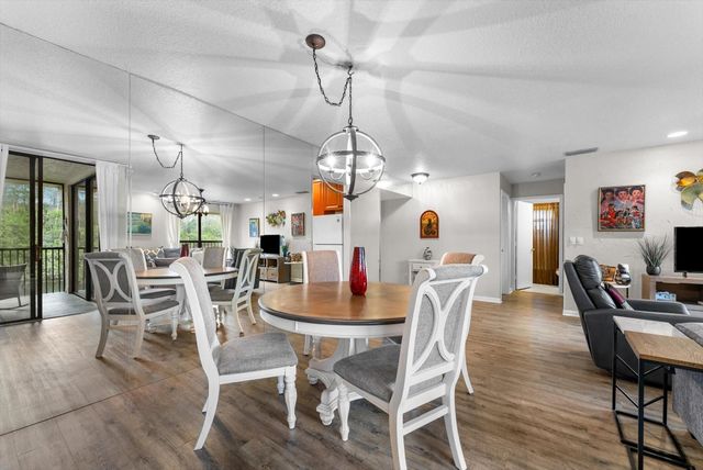 2684 N Carambola Circle 1768, Pompano Beach, FL 33066