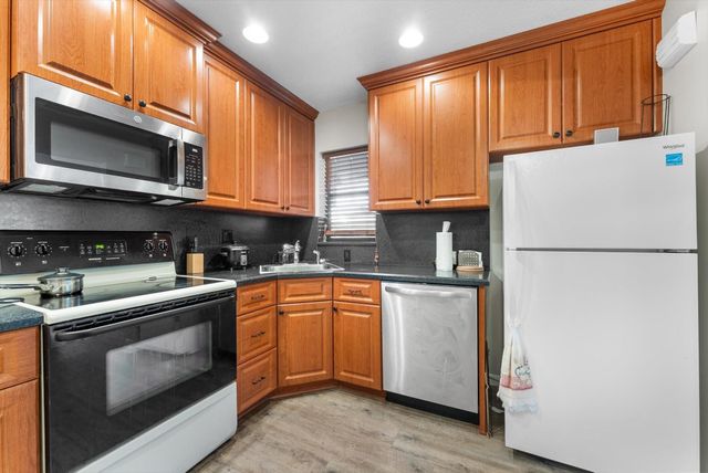 2684 N Carambola Circle 1768, Pompano Beach, FL 33066