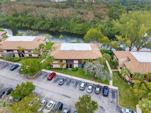 2684 N Carambola Circle 1768, Pompano Beach, FL 33066