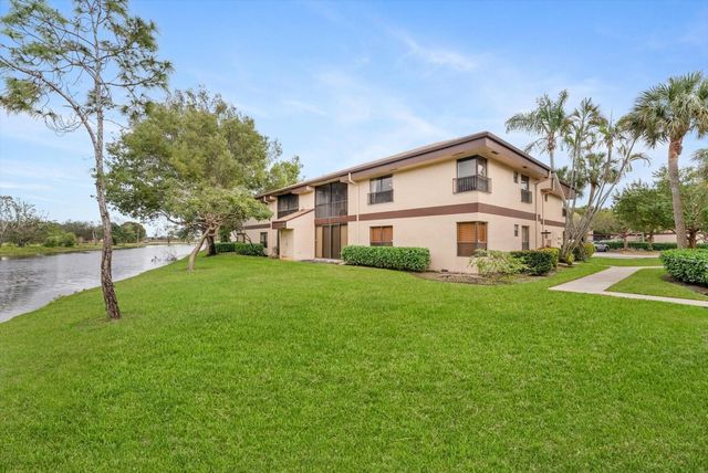 2684 N Carambola Circle 1768, Pompano Beach, FL 33066