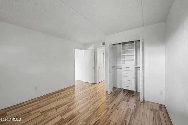 7141 N 16TH Street 10, Phoenix, AZ 85020