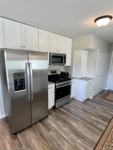 31695 Augusta Drive, Romulus, MI 48174