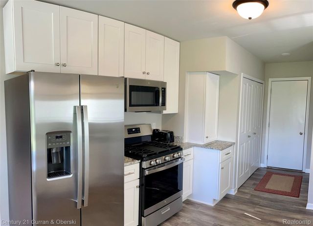 31695 Augusta Drive, Romulus, MI 48174