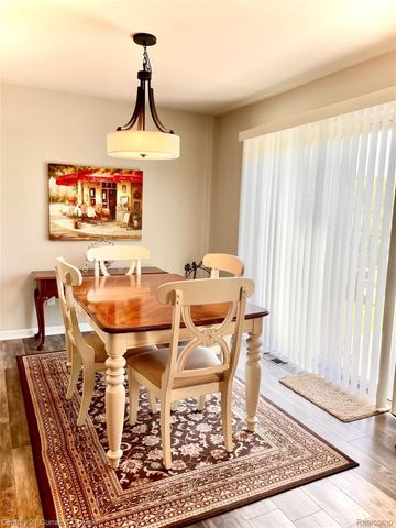 31695 Augusta Drive, Romulus, MI 48174