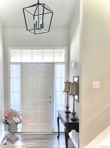 31695 Augusta Drive, Romulus, MI 48174