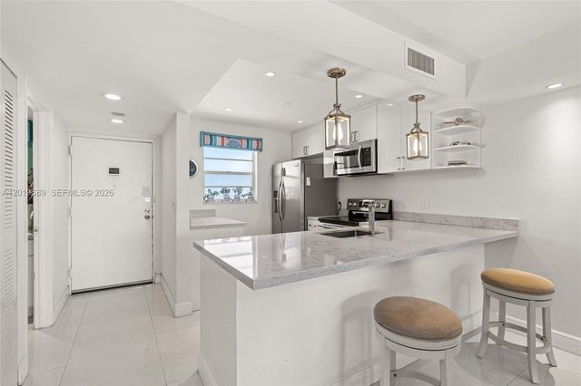 855 Euclid Ave 402, Miami Beach, FL 33139