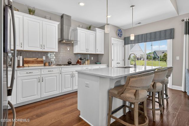 33 Samuel Drive, Barnegat, NJ 08005