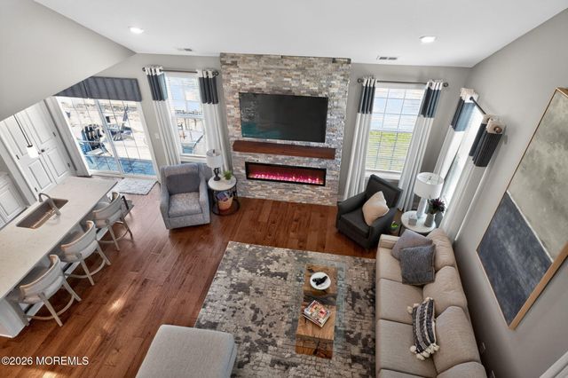 33 Samuel Drive, Barnegat, NJ 08005