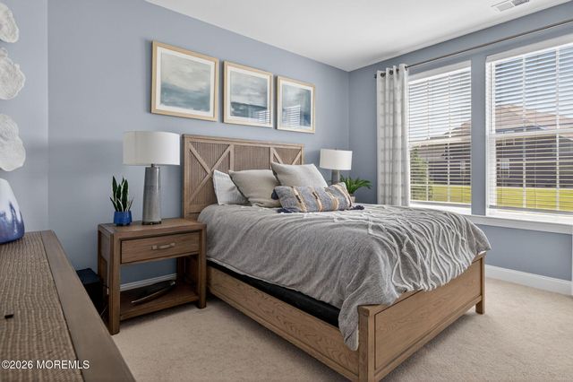 33 Samuel Drive, Barnegat, NJ 08005