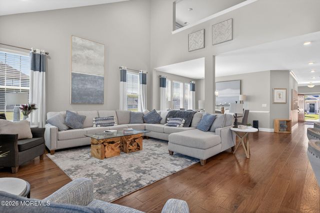 33 Samuel Drive, Barnegat, NJ 08005