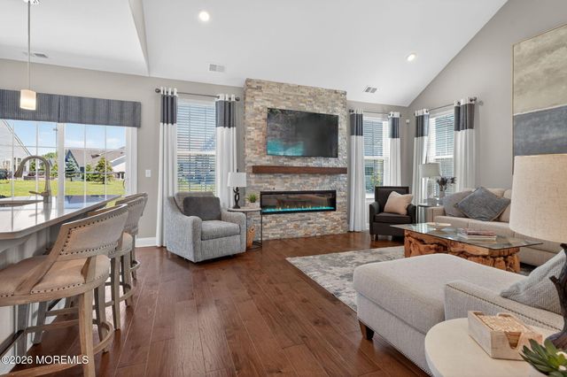 33 Samuel Drive, Barnegat, NJ 08005