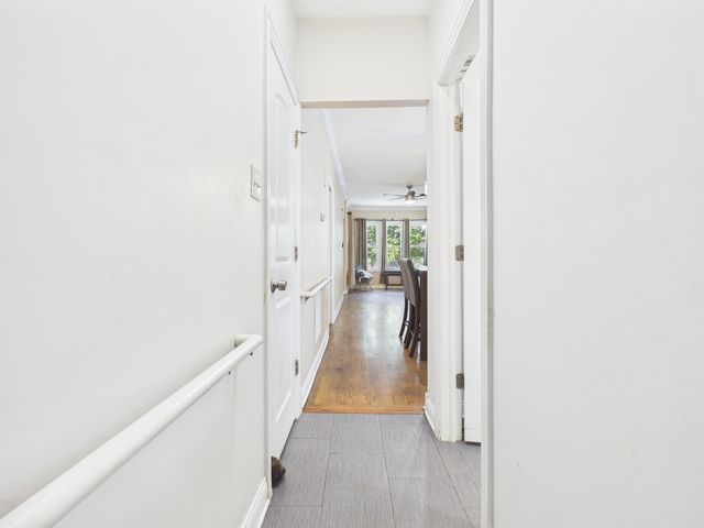 3345 W Carroll Avenue, Chicago, IL 60624