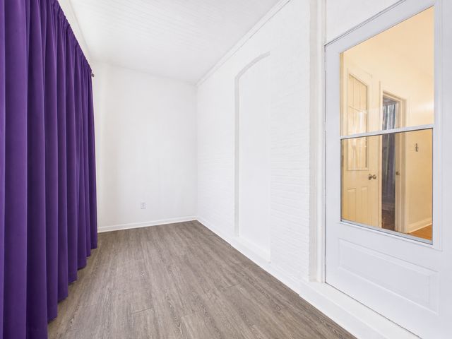 3345 W Carroll Avenue, Chicago, IL 60624