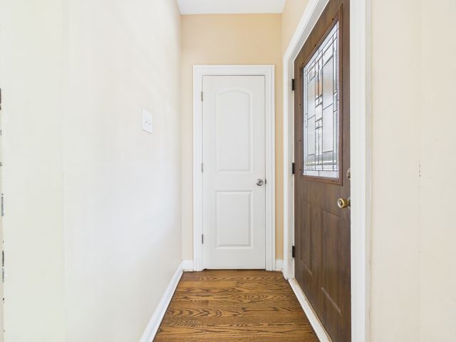 3345 W Carroll Avenue, Chicago, IL 60624