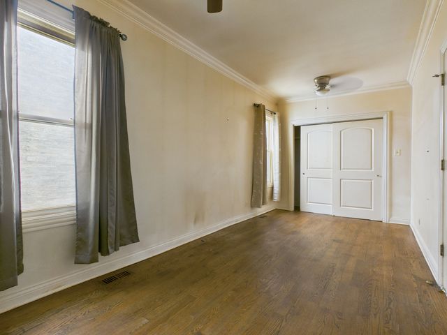 3345 W Carroll Avenue, Chicago, IL 60624