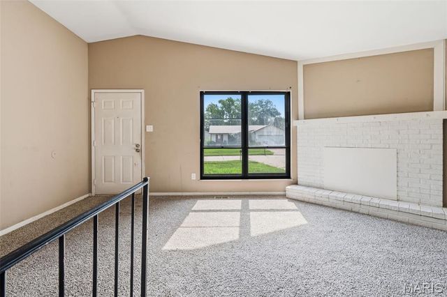 11321 Aspen Woods Drive, St Louis, MO 63138