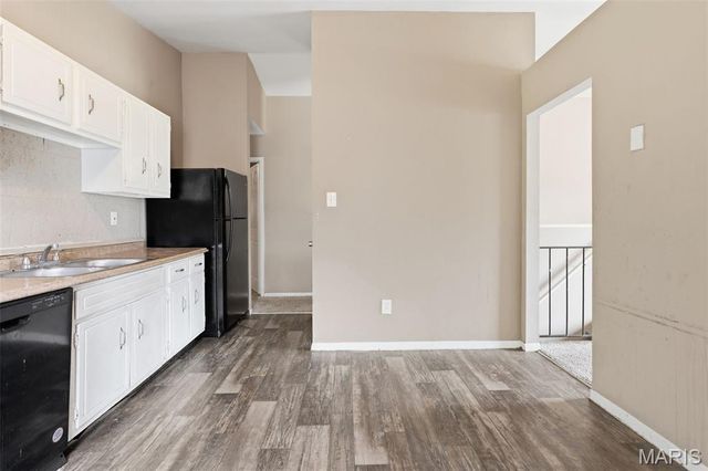 11321 Aspen Woods Drive, St Louis, MO 63138