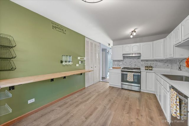 44 Silver Tree Circle, Cary, IL 60013