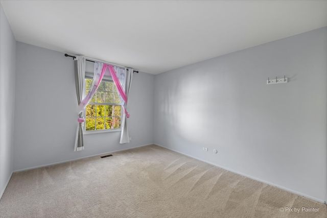 44 Silver Tree Circle, Cary, IL 60013