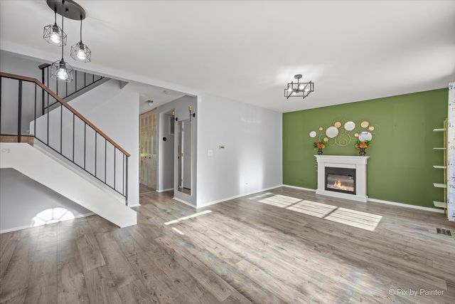 44 Silver Tree Circle, Cary, IL 60013