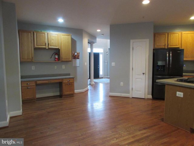 8708 DORIAN LN, Clinton, MD 20735