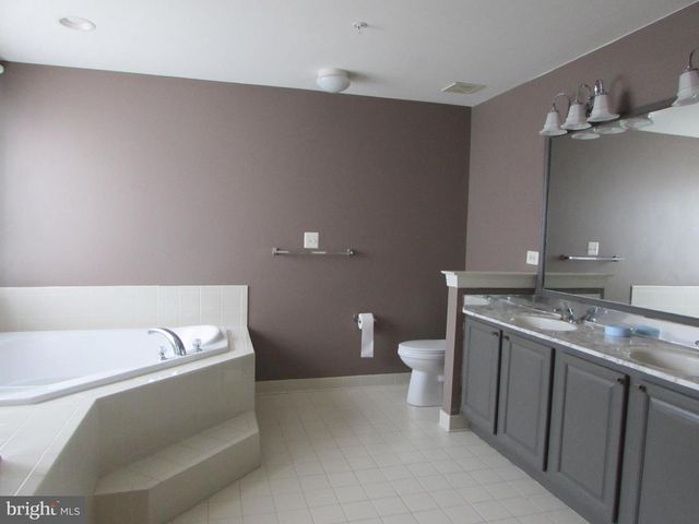 8708 DORIAN LN, Clinton, MD 20735