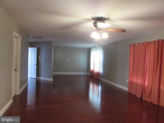 8708 DORIAN LN, Clinton, MD 20735