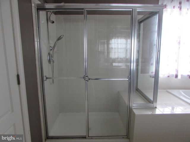 8708 DORIAN LN, Clinton, MD 20735