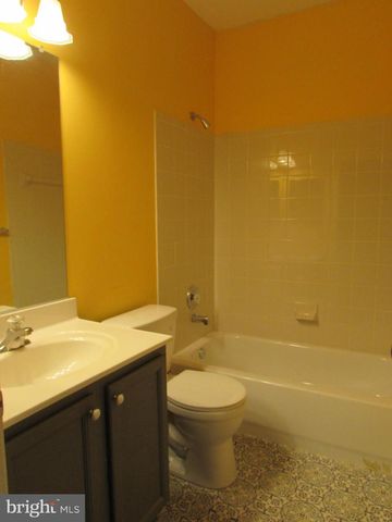 8708 DORIAN LN, Clinton, MD 20735