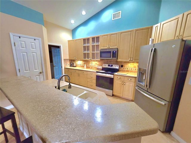 7927 ROUNDELAY DRIVE, New Port Richey, FL 34654