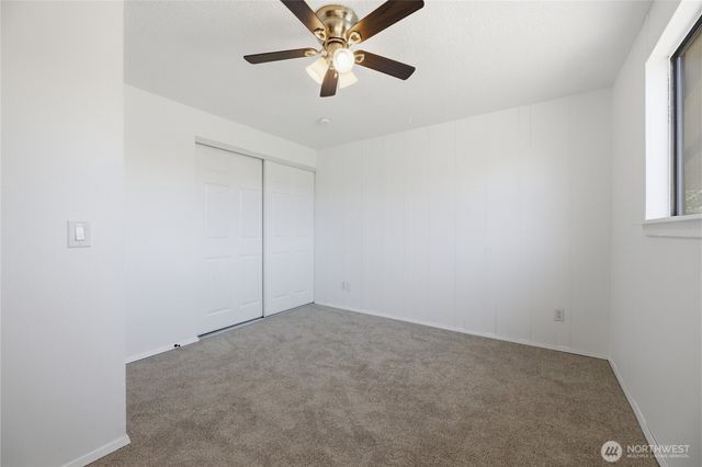506 Calistoga Street W, Orting, WA 98360