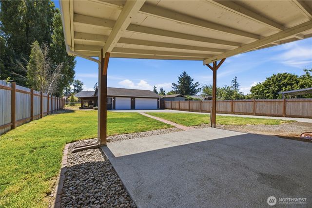 506 Calistoga Street W, Orting, WA 98360