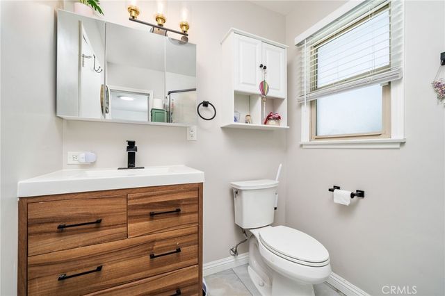 5595 Hawthorne, Montclair, CA 91763