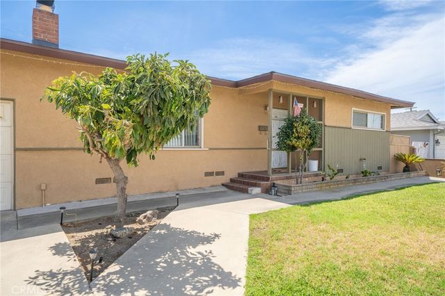 5595 Hawthorne, Montclair, CA 91763