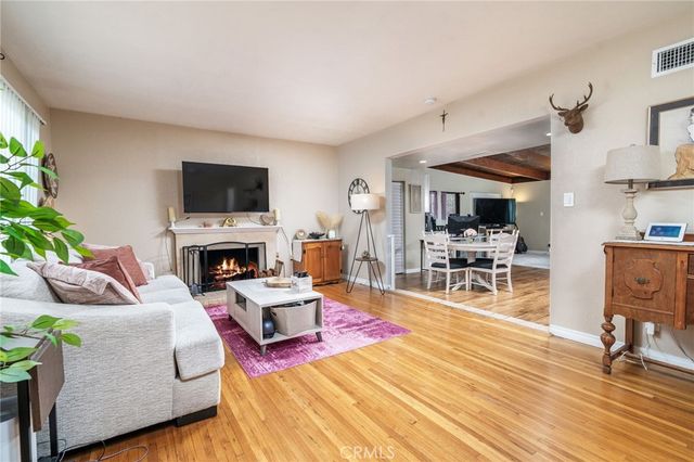 5595 Hawthorne, Montclair, CA 91763
