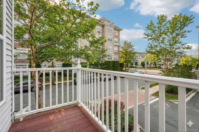 2 Leeward Drive, Haverstraw, NY 10927