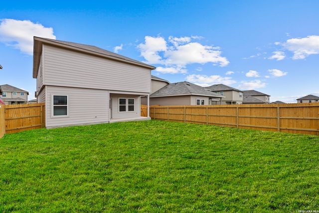 1521 Agave Cellar, New Braunfels, TX 78130