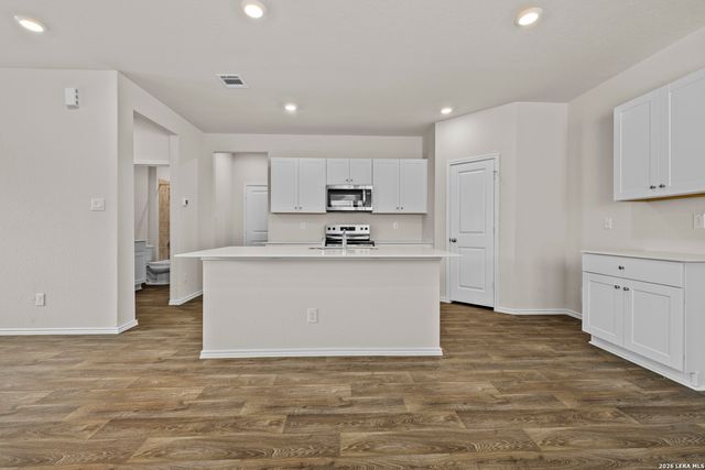 1521 Agave Cellar, New Braunfels, TX 78130