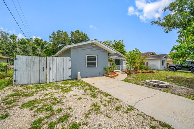 4115 55TH AVENUE DRIVE E, Bradenton, FL 34203