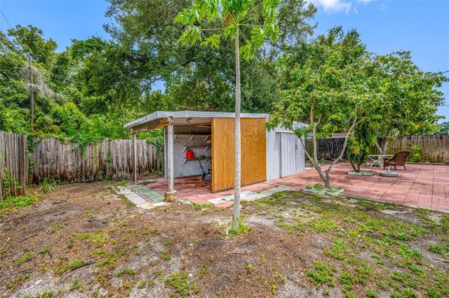 4115 55TH AVENUE DRIVE E, Bradenton, FL 34203